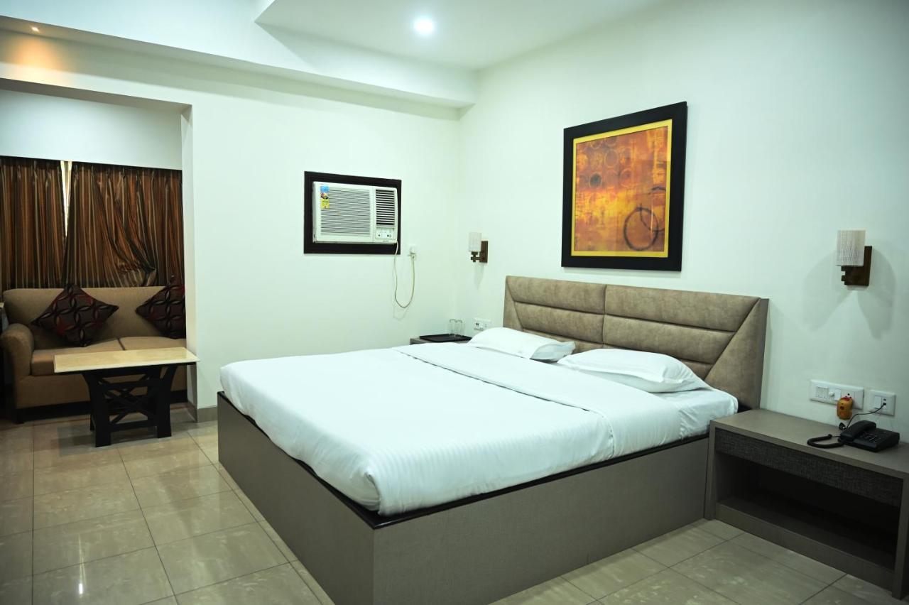 Elgin Suites Kolkata Exterior photo