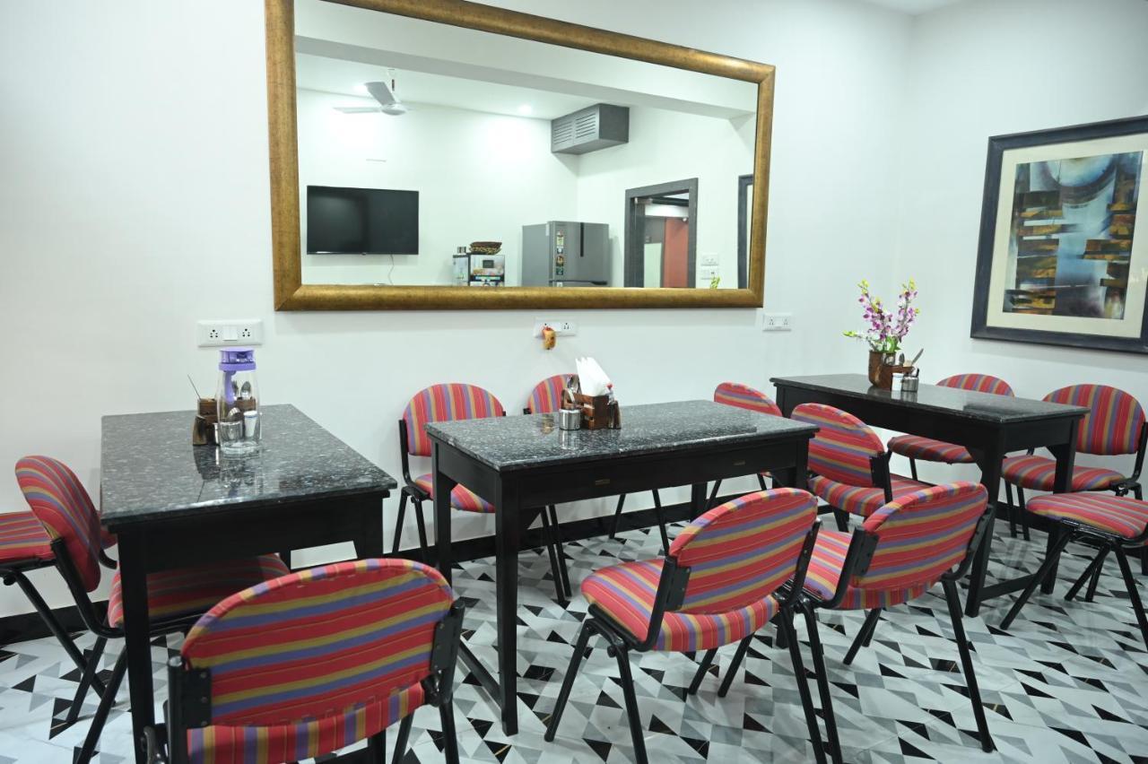 Elgin Suites Kolkata Exterior photo