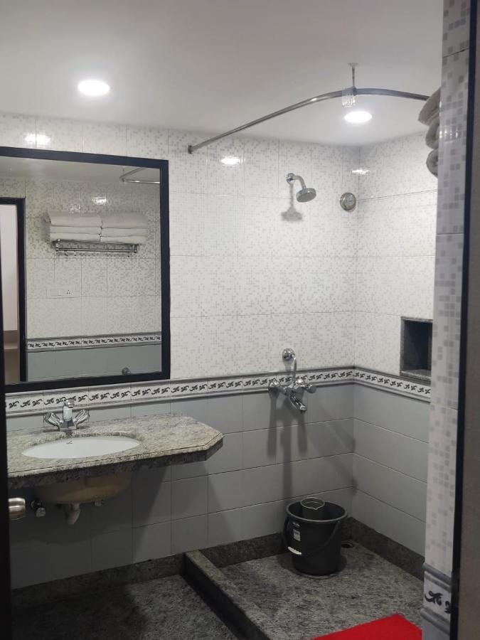 Elgin Suites Kolkata Exterior photo